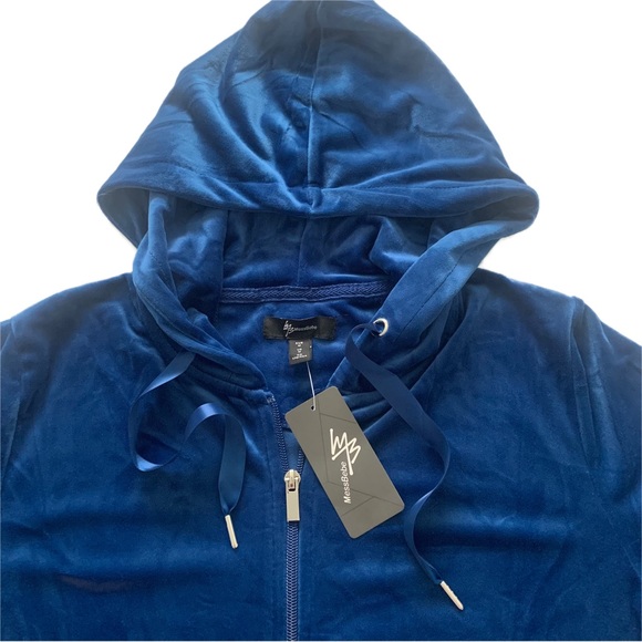 Miss Bebe Blue Women’s Hoodie Size Medium - Picture 4 of 9